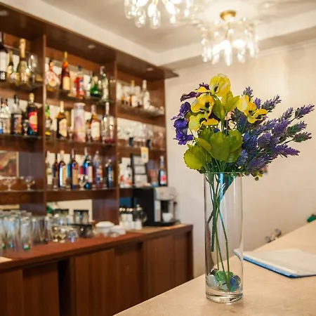 Dacha Inn